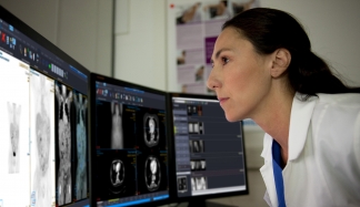 Philips Carestream Vue PACS package 25K exams per year